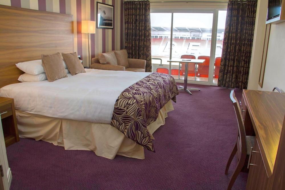 Blackpool Football Club Stadium Hotel, A Member Of Radisson Individuals Exterior foto