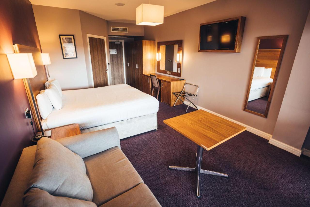 Blackpool Football Club Stadium Hotel, A Member Of Radisson Individuals Exterior foto